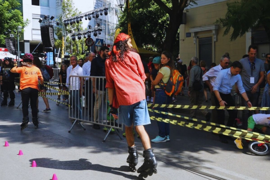 Πρωτεύουσα χωρίς αυτοκίνητα: Οι Αθηναίοι το γιόρτασαν έντονα